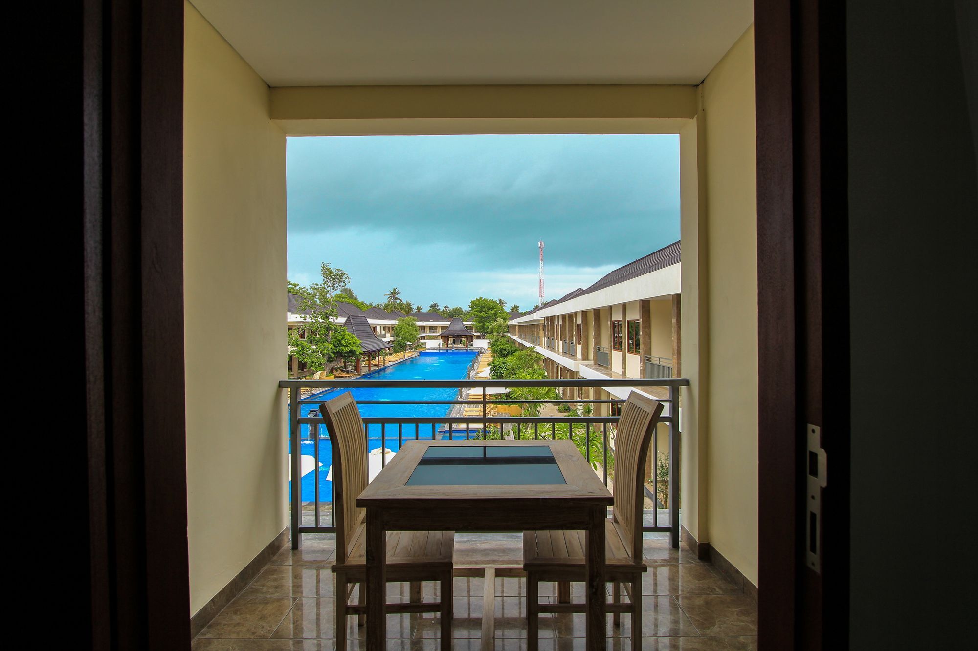 Hotel Ombak Paradise Gili Air Exterior photo